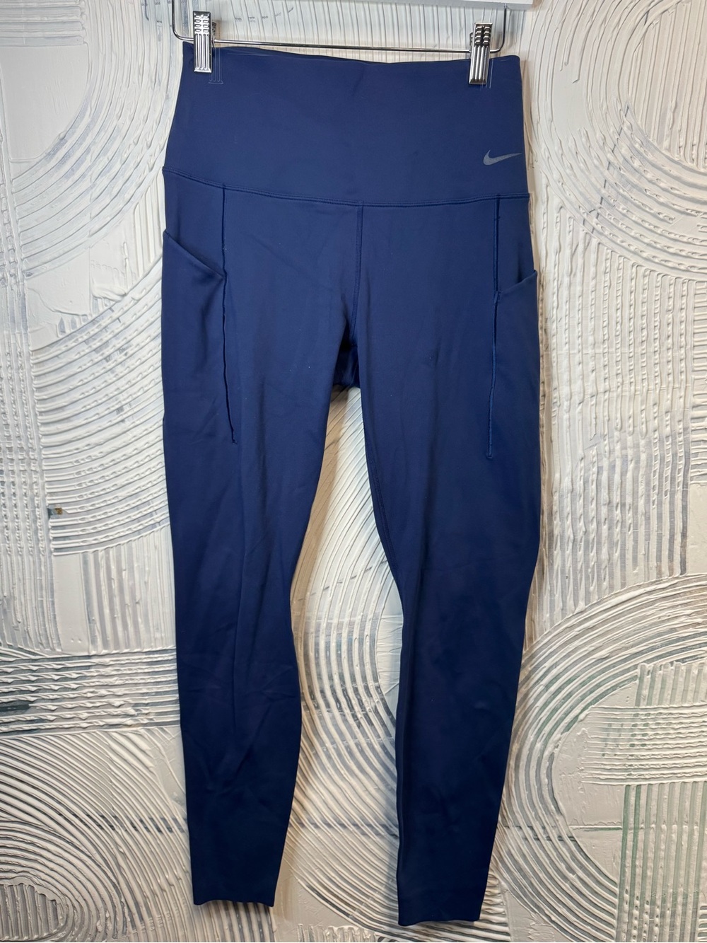 Nike Navy High-Waist Leggings with Side Pockets